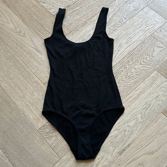 Wilfred Free bodysuit in XXS - Picture 1 of 3